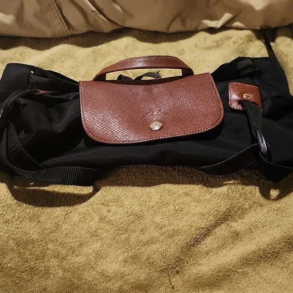 Authentic longchamp dark backpack - Picture 8 of 9